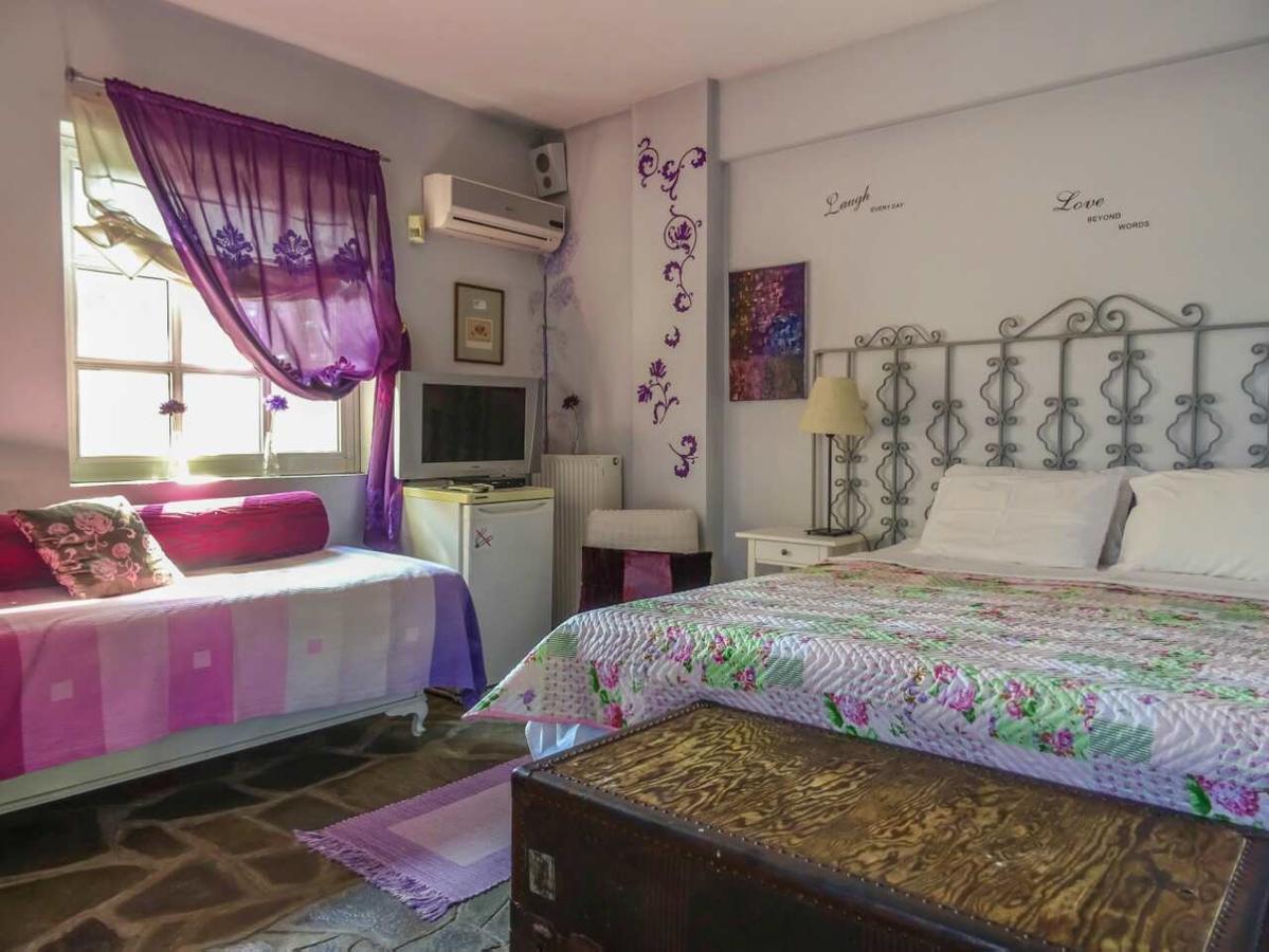 St. Thomas Bed And Breakfast Paiania Exterior foto
