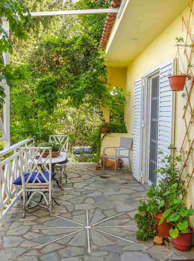 St. Thomas Bed And Breakfast Paiania Exterior foto